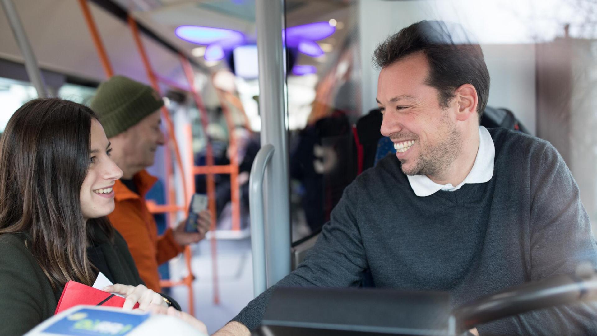 France - Auvergne Rhône Alpes - Roanne - Bus Driver - Conducteurs de bus