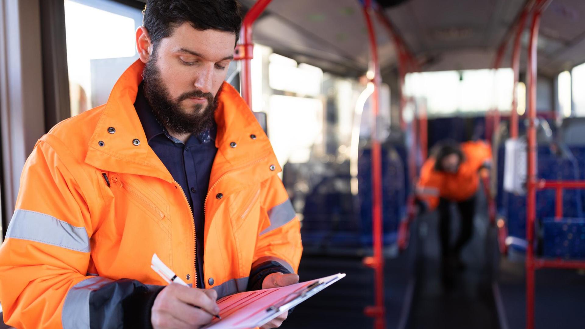 France - Normandie - Le Havre - Mechanic- Mécanicien - Photo Julien Lutt - Capa