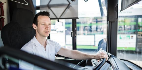 transdev-france-sud-paca-avignon-bus-driver-jpg