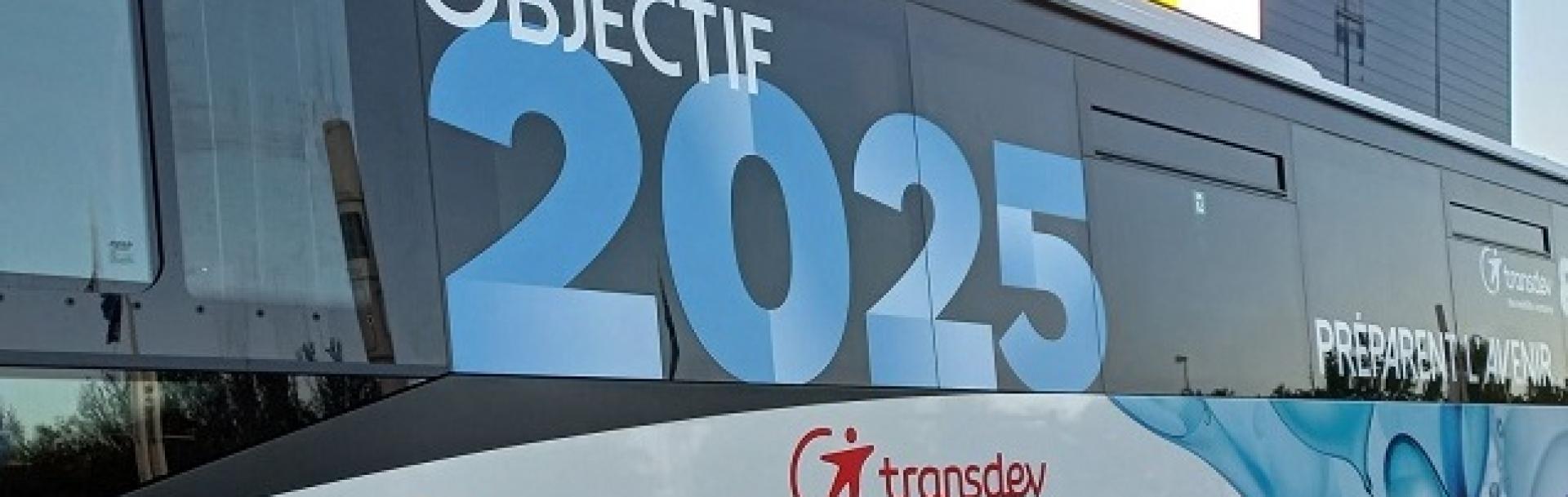 Autocar rétrofité hydrogène à combustion