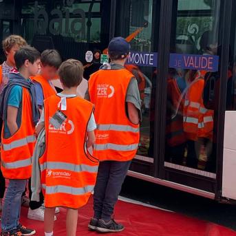 Plus de 5 400 élèves sensibilisés aux transports en commun