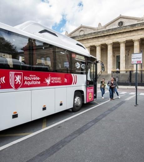 Car express à Haut niveau de service BRT Bordeaux Créon Express Bus Service