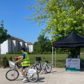 Atelier de « remise en selle » au Centre Social de la ville de Cusset
