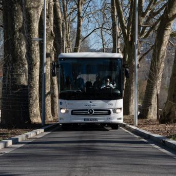 Mobiave bus in Portugal