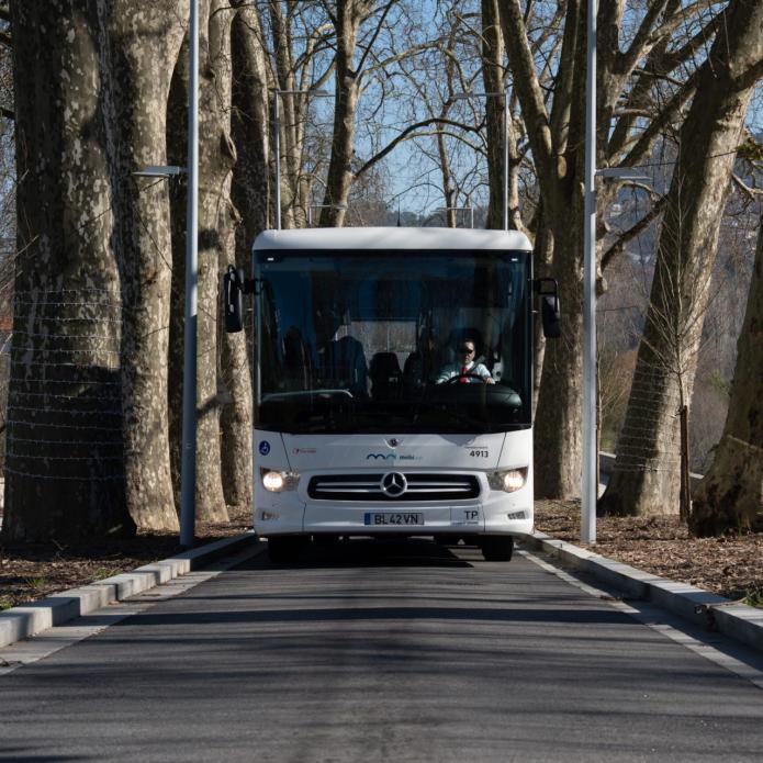 Mobiave bus in Portugal