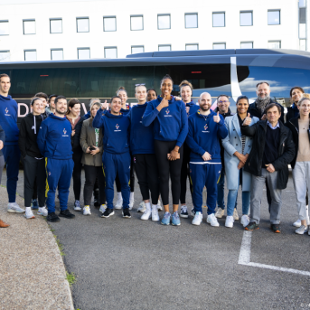Nouveau car avec LDLC ASVEL Féminin