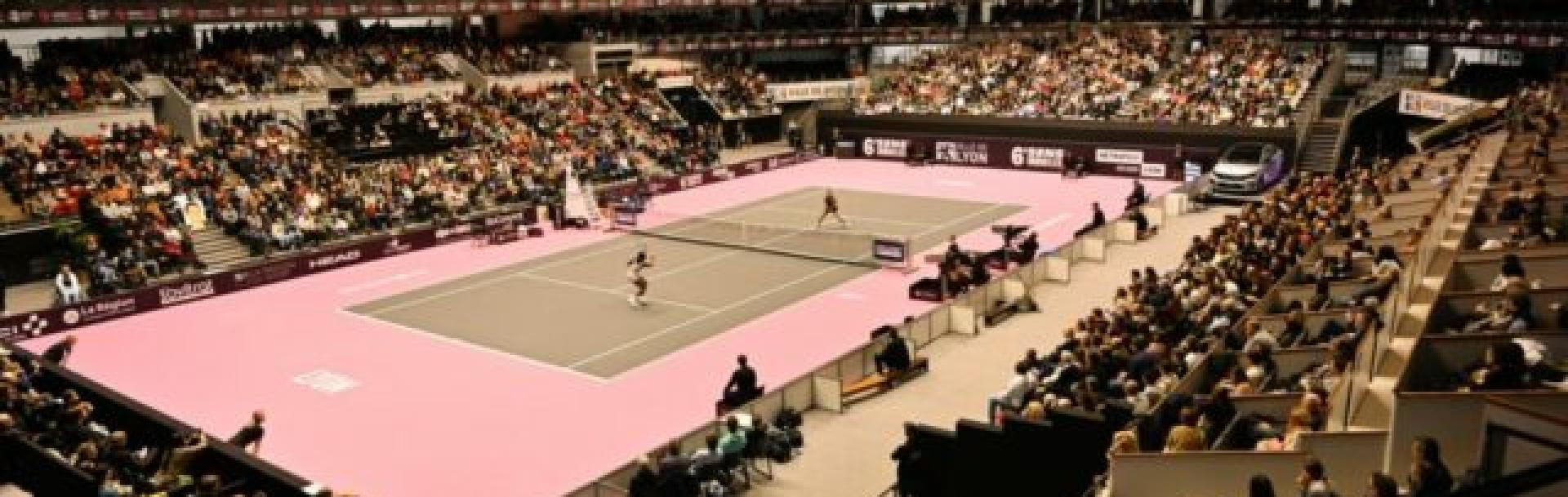 Court de tennis quatrième édition de L’Open 6e Sens Immobilier– Métropole de Lyon