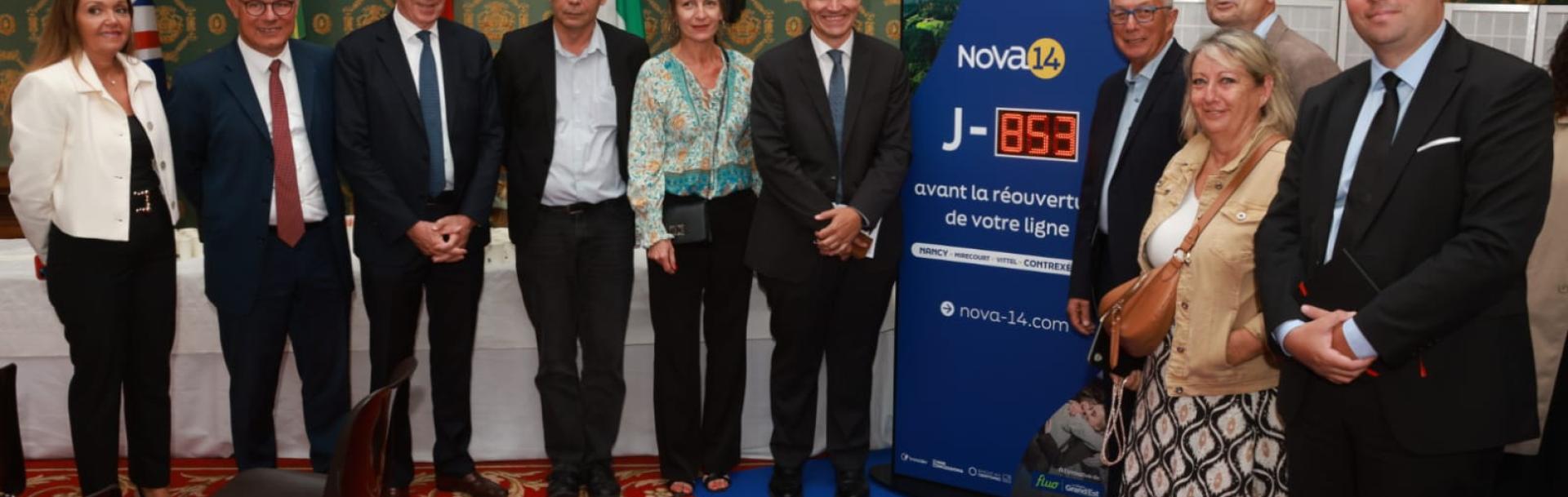 Photo de groupe participants à la conférence de presse de lancement du recrutement Ligne 14 Nancy-Mirecourt-Vittel-Contrexéville