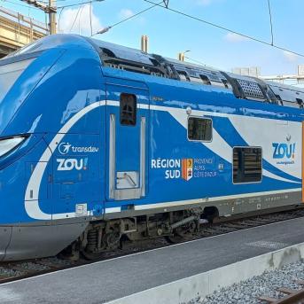 Rame Alstom Omneo pour la ligne Marseille-Toulon-Nice Zou