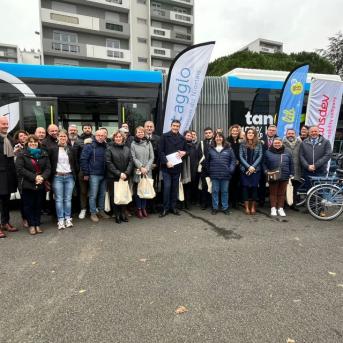 Signature du contrade délégation de service public de de Niort Agglo