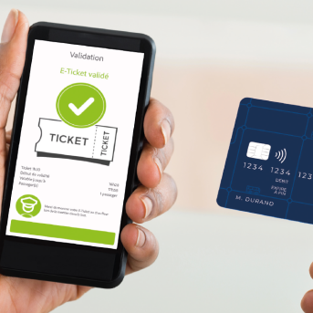 Smartphone, e-ticket et CB