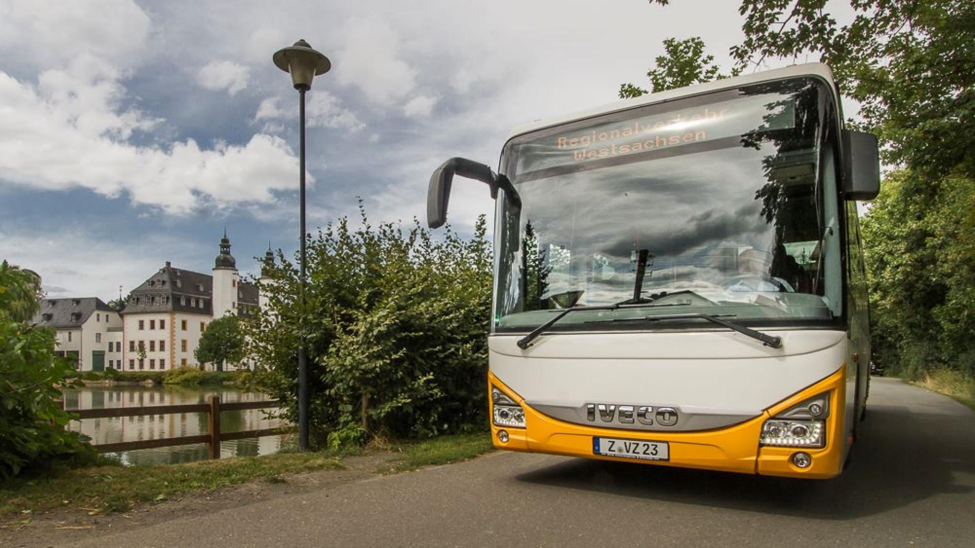 Regionalverkehrv Westsachsen yellow bus