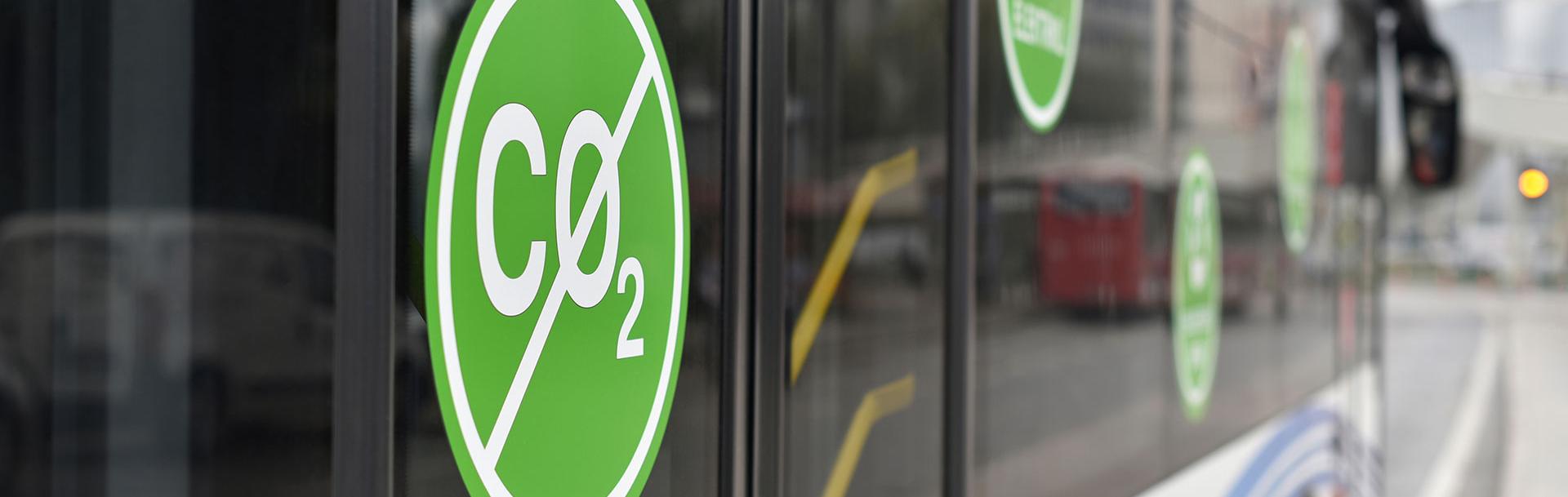 Bus with CO2 visual