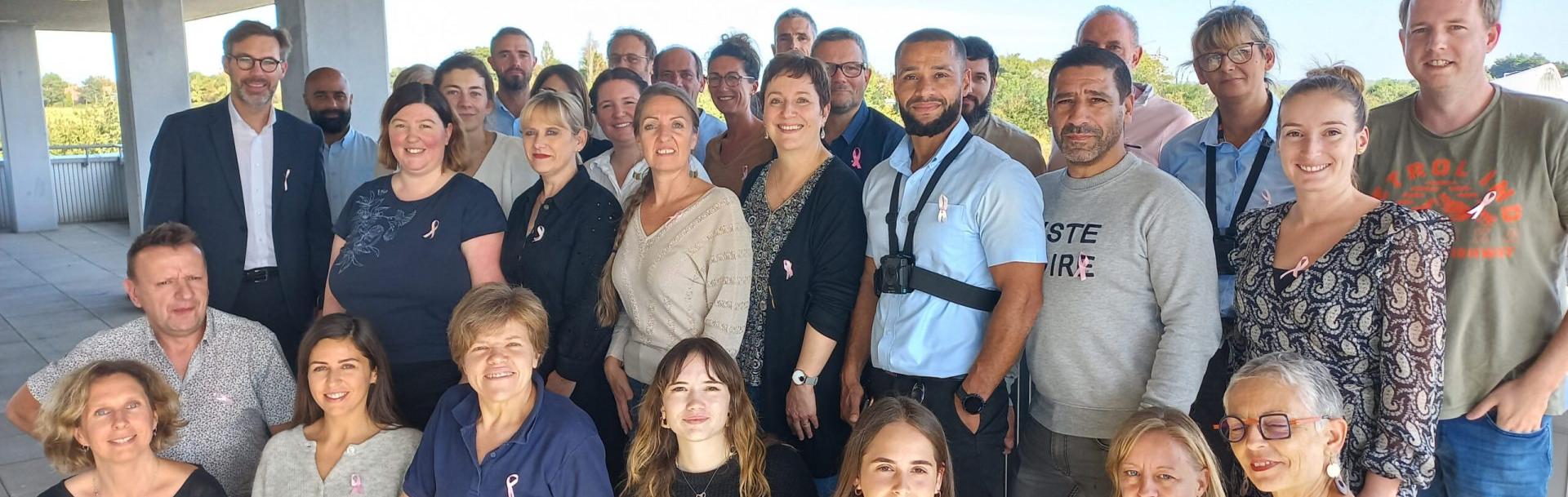 Transdev le Havre les salariés portent le ruban rose pour Octobre Rose