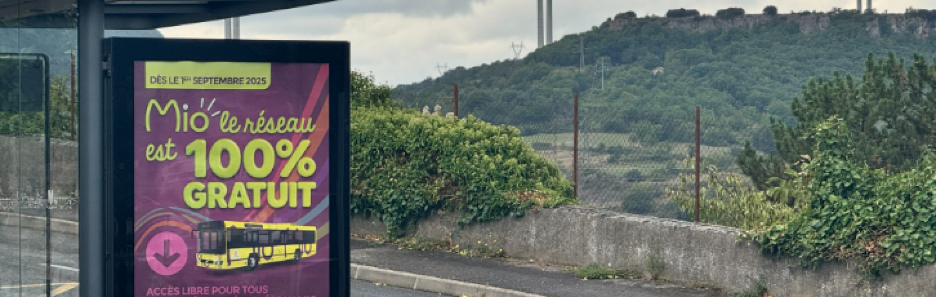 Arrêt de bus - Affiche réseau MIO gratuit