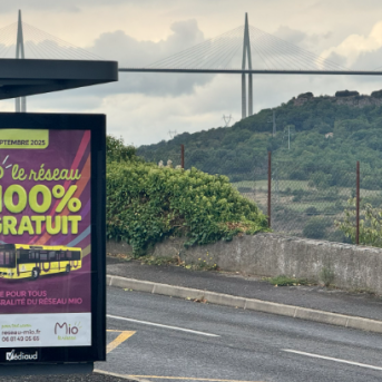 Arrêt de bus - Affiche réseau MIO gratuit