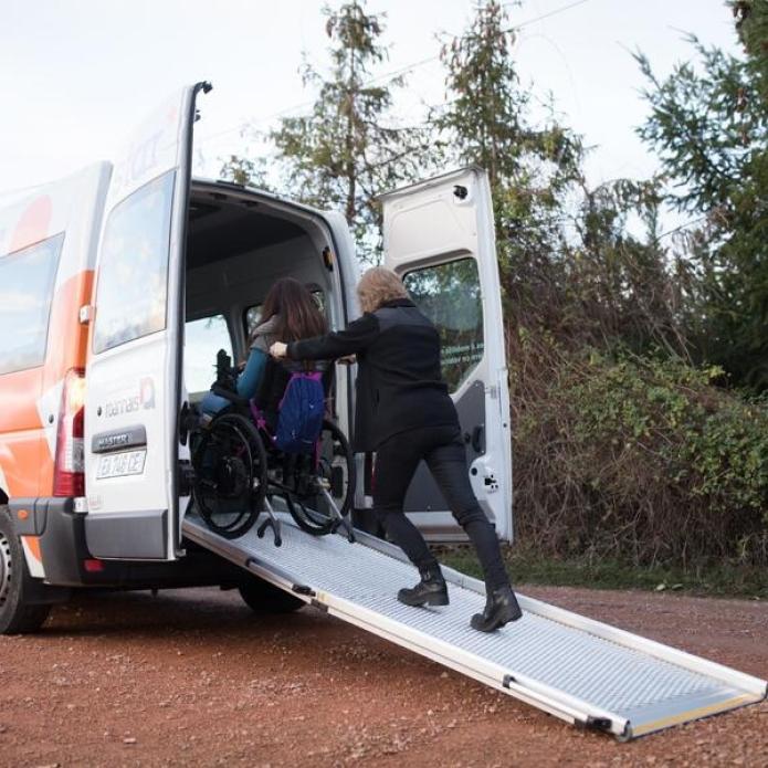 France - Auvergne Rhône Alpes - Roanne - Mobilité accessible PMR