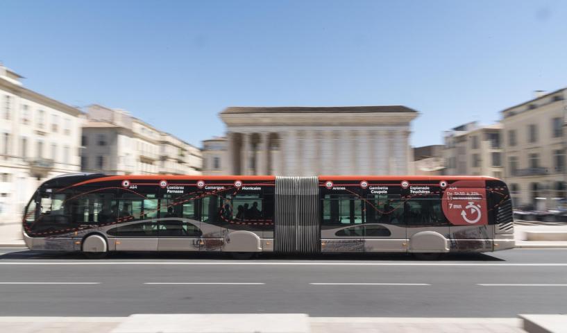 France Occitanie Nîme Bus articulé à haut niveau de service