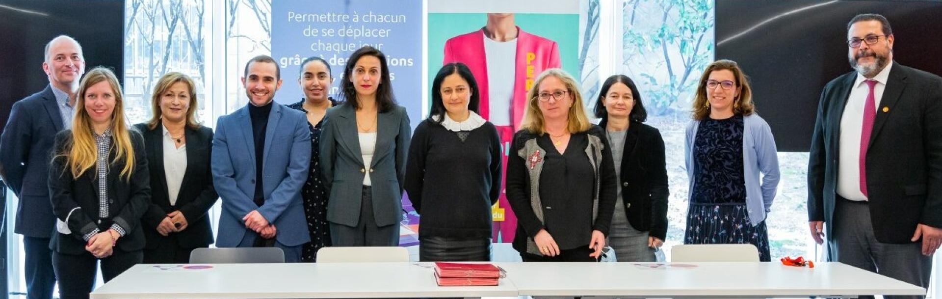 Signataires du partenariat Transdev Agefiph