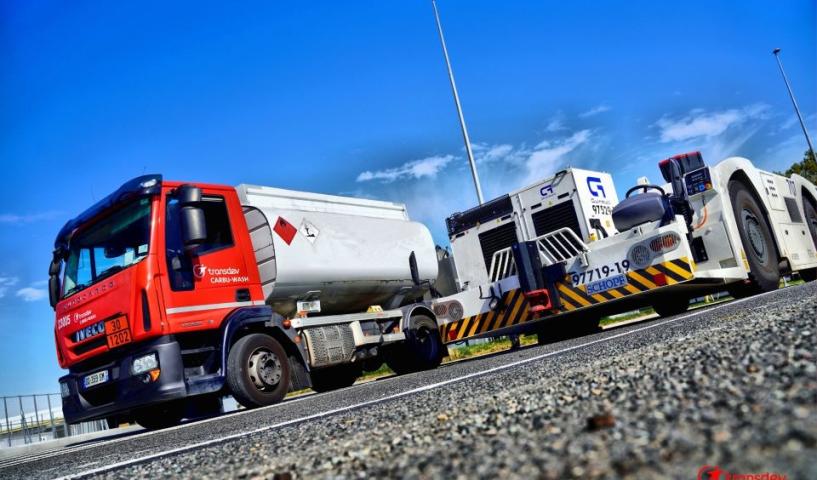 Véhicule Carbu Wash