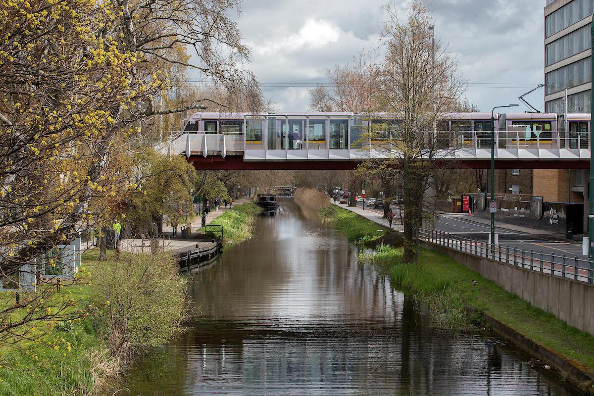 Luas Tram Dublin at Charlemont Bridge – Transdev Sustainable Mobility