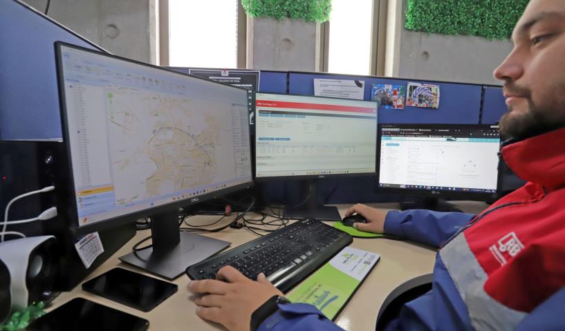 rbu-santiago-vehicles-and-employees-5