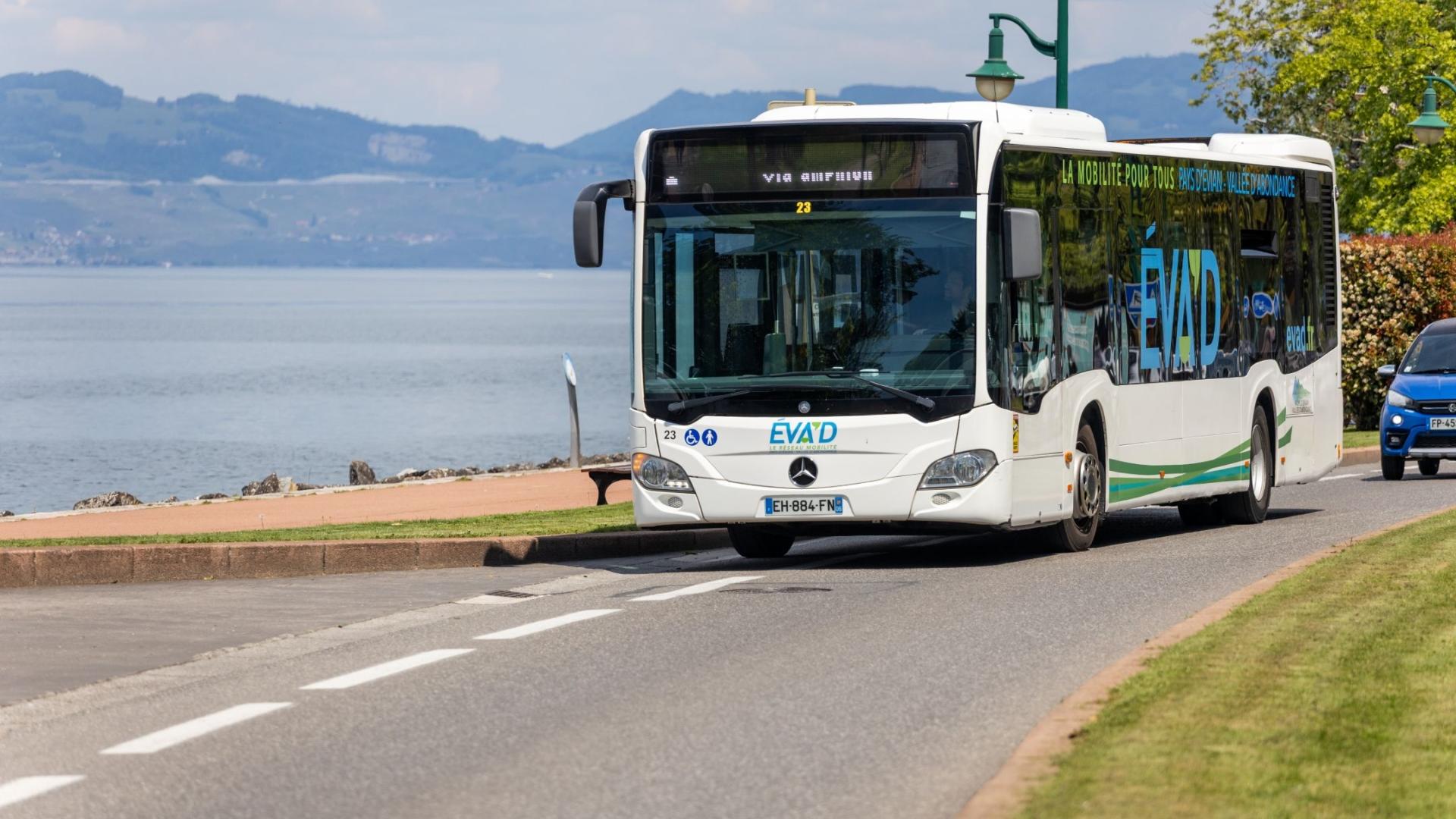 Bus EVA'D Evian