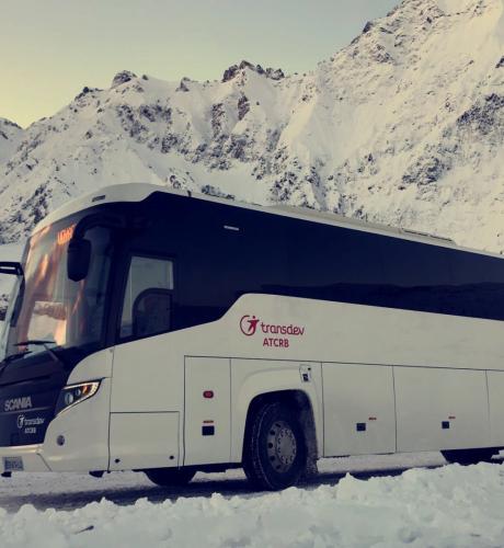 Car ATRCB paysage de montagne enneigée