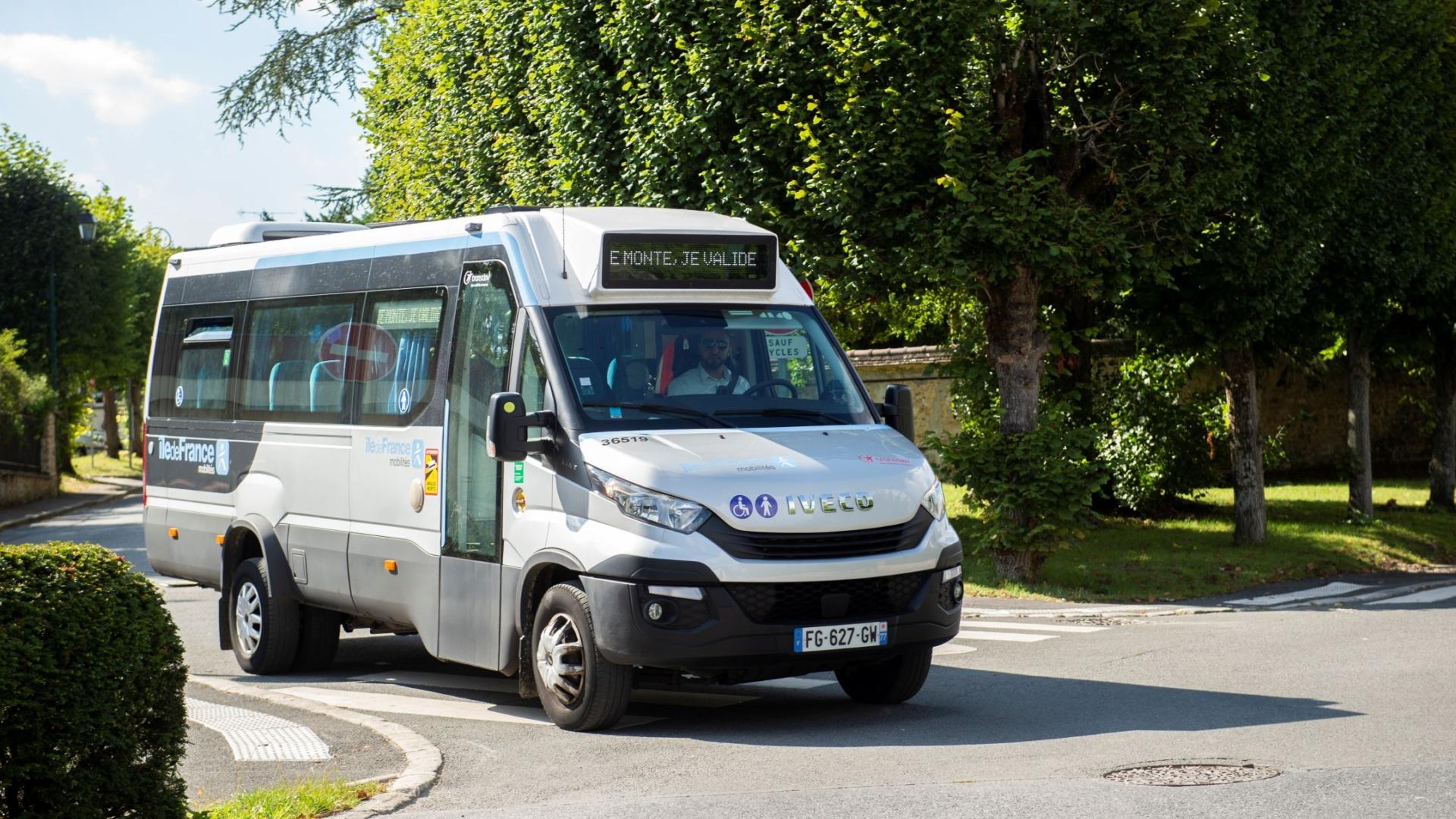 Transport à la demande Transdev ïle-de-France©THOMAS LEAUD