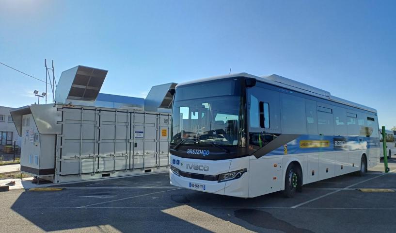 Stations et véhicules GNV du réseau BreizhGo
