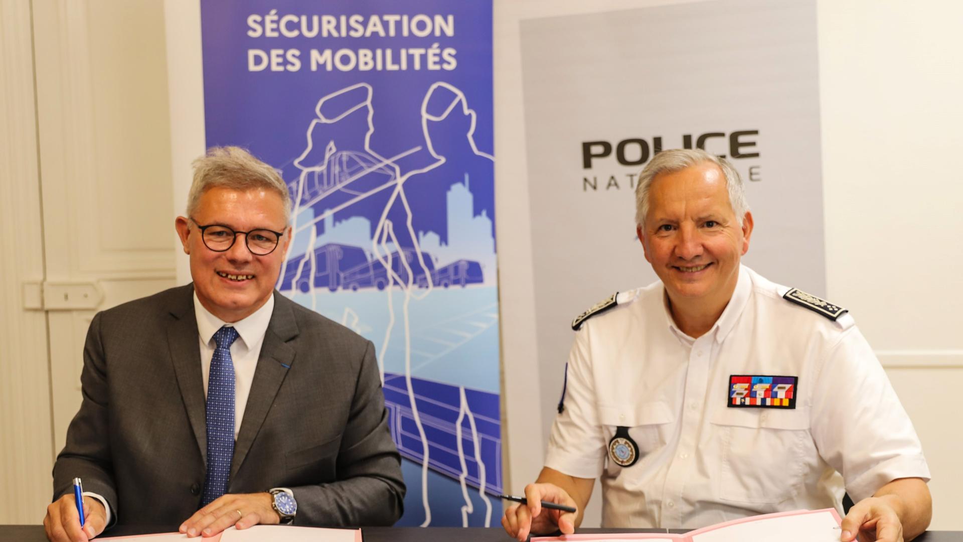 signature partenariat Edouard Hénaut et Philippe Tireloque,