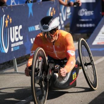 Tim de Vries triple médaillé européen en handbike