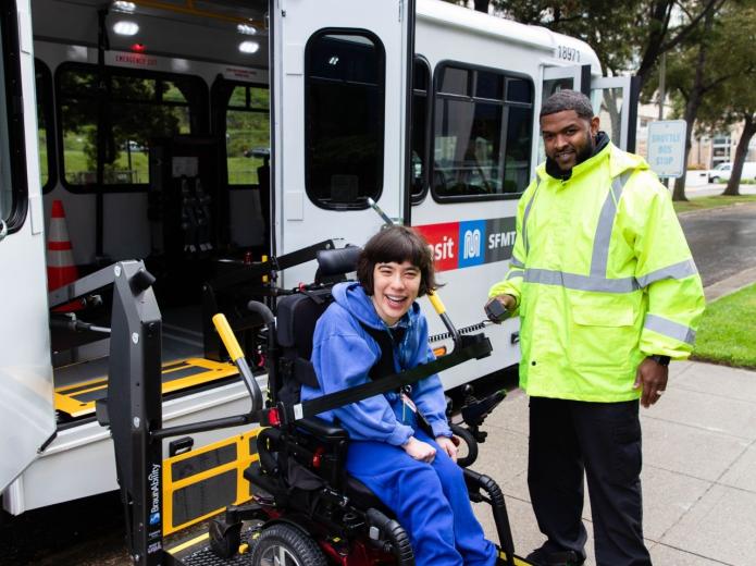 L'accessibilité des transports publics ne se décrète pas, elle s'exploite Transdev Amérique