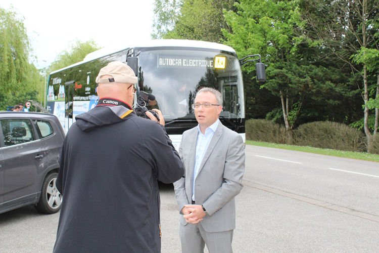 transdev aura, mobilté, écologie, éléctrique, autocar