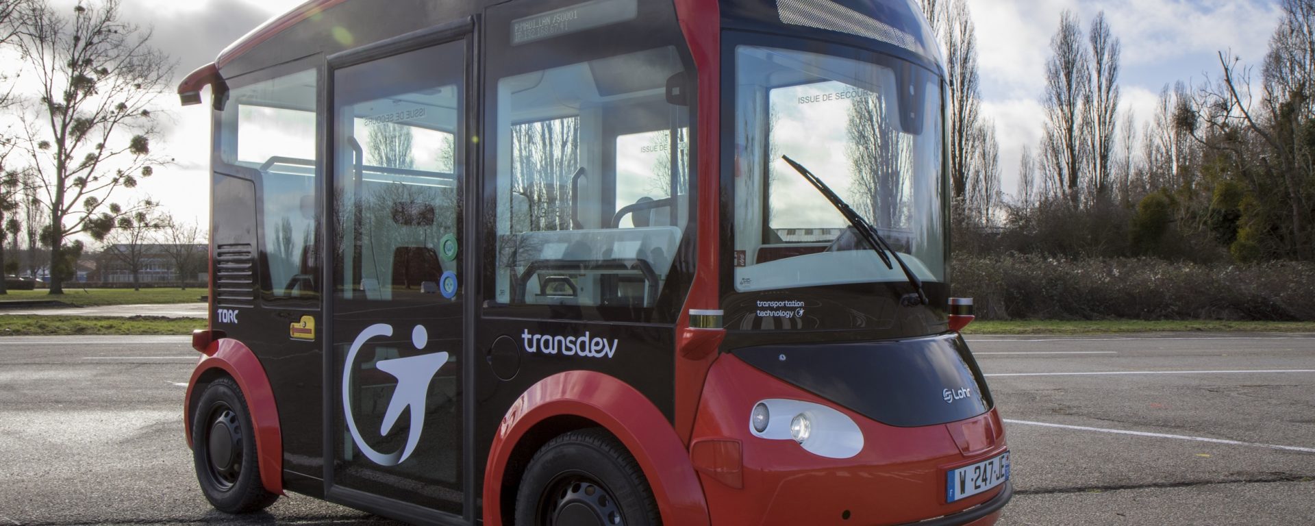 Transdev navette voiture autonome i-Cristal TORC autonomous shuttle mobility company