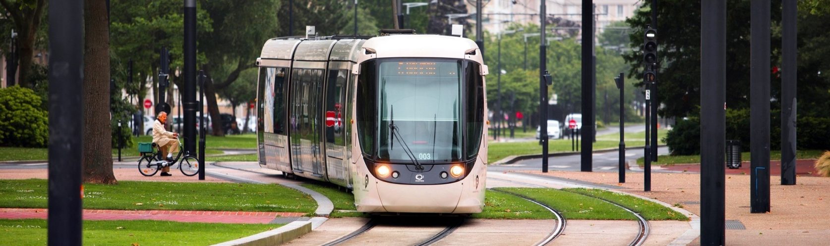 transdev mobility company transport public commun tramway passagers le havre lia