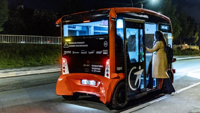 Paris-Saclay-Autonomous-Lab-Service-nocturne-i-Cristal-1