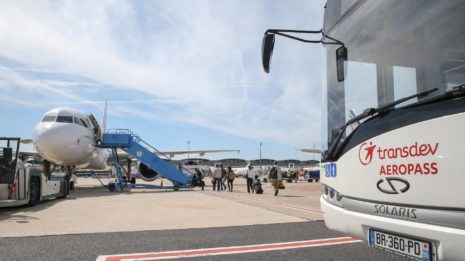 Transdev aéropass logistique aéroportuaire avion orly roissy transport passagers piste