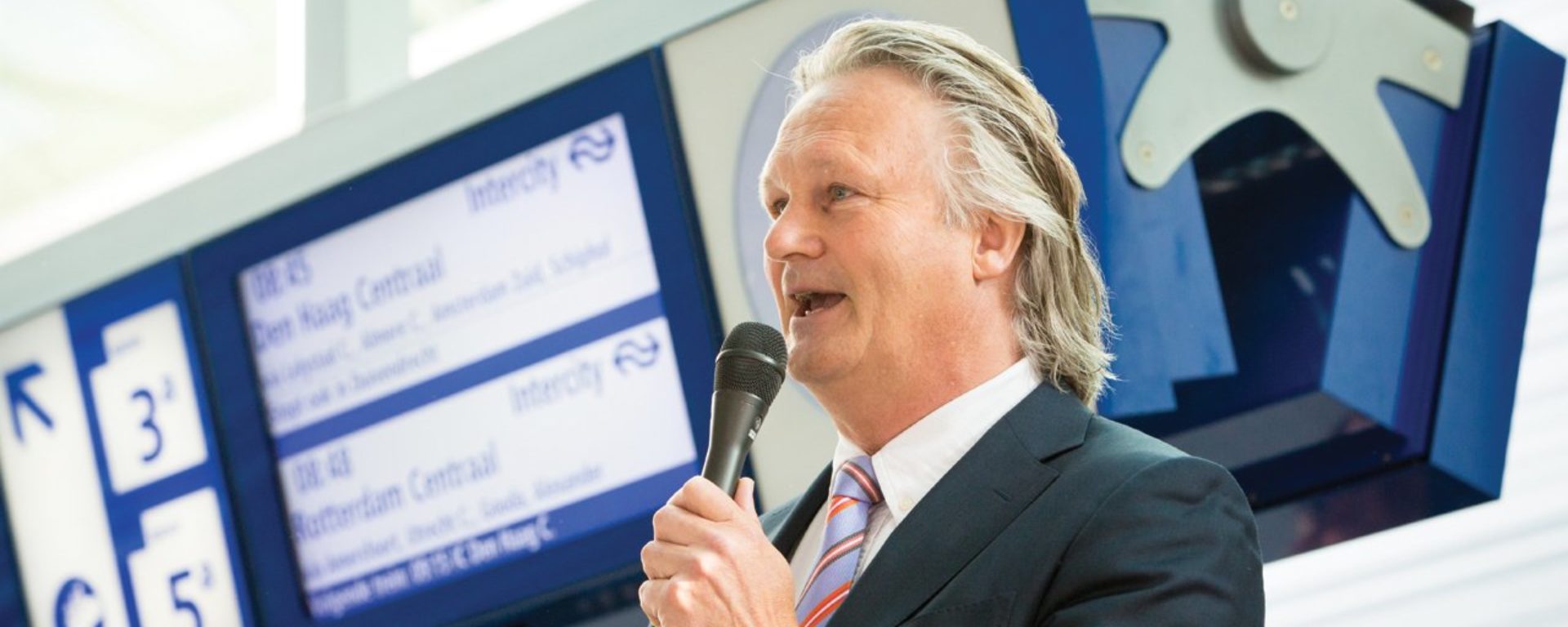 Pier Eringa CEO Transdev Netherlands speaker station