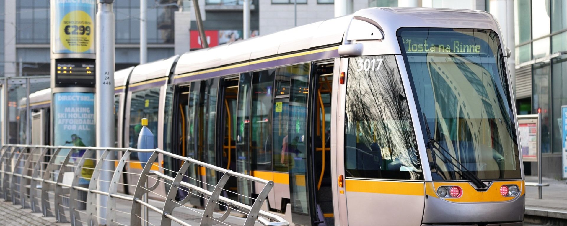 Transdev-Ireland_Luas_tramway_Dublin