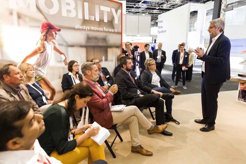 conférence micro session speaker Transdev booth stand salon UITP 2019 Stockholm