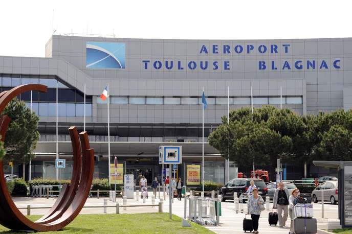 Pistes et parking : l’aéroport de Toulouse Blagnac choisit Transdev et la transition énergétique