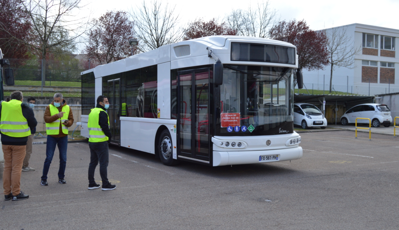 bus auxerres