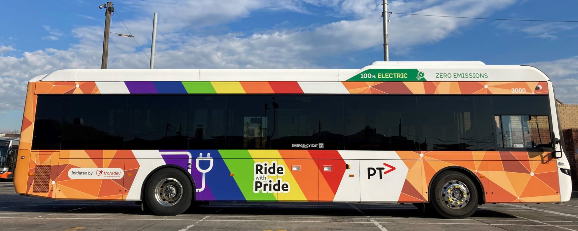 pride-bus-midsumma-promo-2021