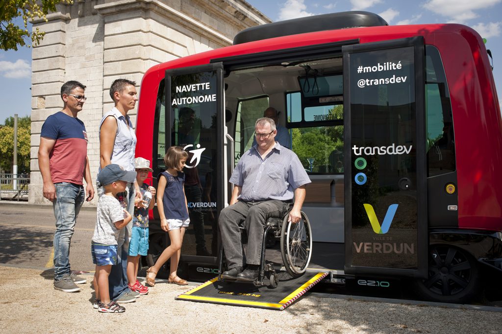 service-de-transport-autonome-verdun-navette-easymile-1024x682