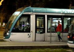 number-journeys-transdevs-light-rail-barcelona-up-27-36-compared-2020