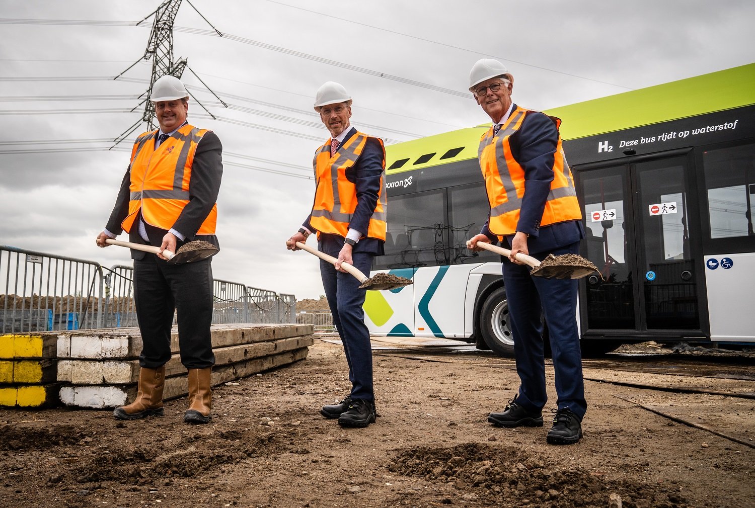 Construction of hydrogen filling station in Heinenoord in the