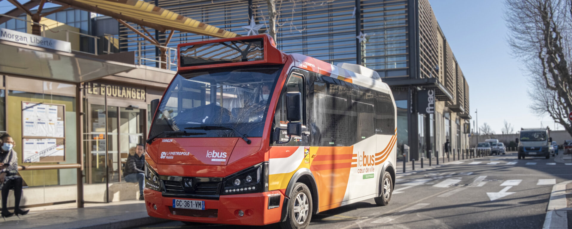 Le Bus Pro : bus électrique du réseau de transport Salon Etang Côte bleue