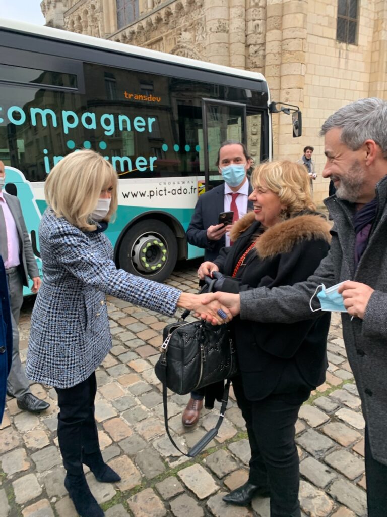 Inauguration du Picta'bus en présence de Brigitte Macron