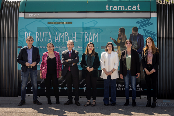 Transdev in Barcelona renews agreement to promote regional tourism in Catalonia
